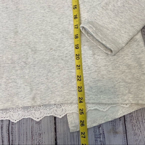 Lumiere Split Back Long Sleeve Crew Neck Top.  Size Medium. EUC - Picture 7 of 8